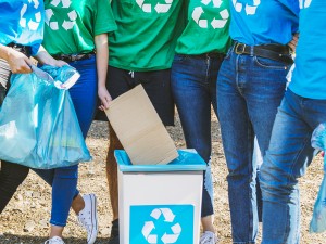 Coșuri de gunoi pentru reciclarea eficientă a deșeurilor